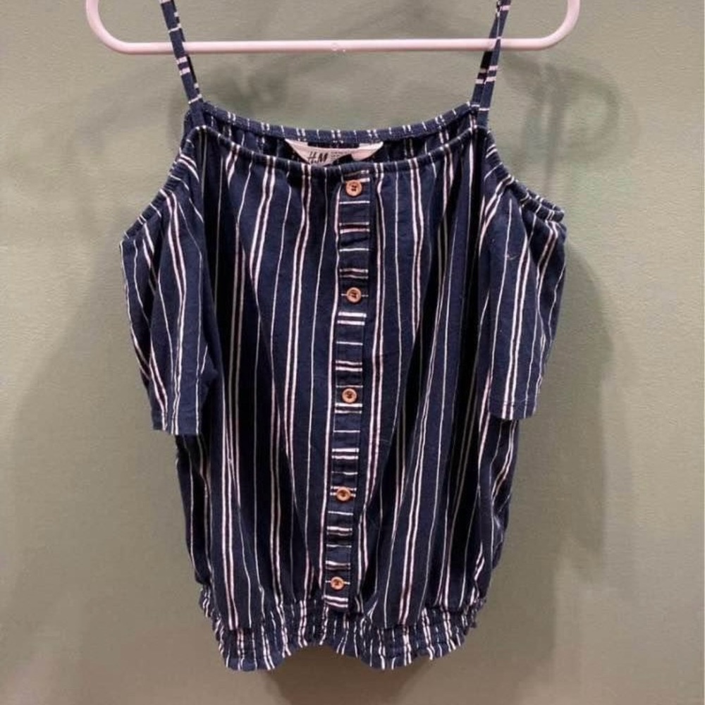 Girls Sleeveless Shirt (H&M) -
Size 10-12